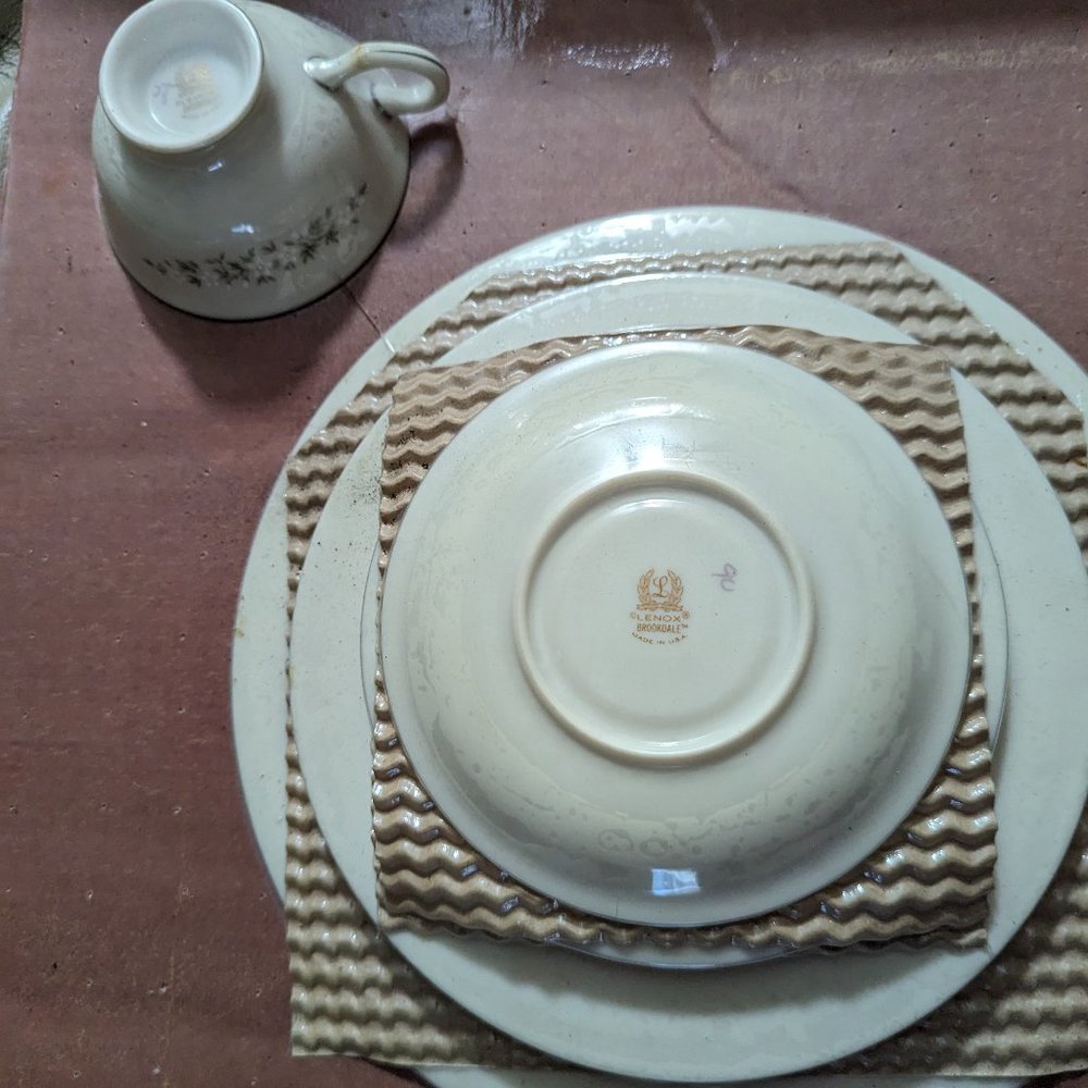 Five-piece place setting Lennox Brookdale